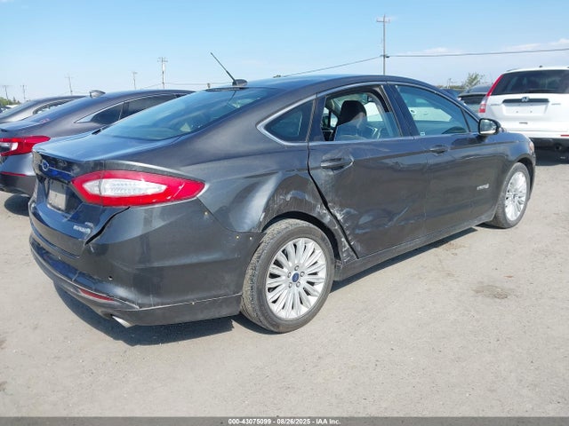 Ford 2015 2015 3FA6P0LU4FR170591 Image 4