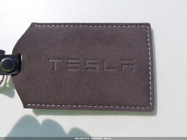 2020 TESLA MODEL Y 5YJYGDEE2LF059275 Photo 10