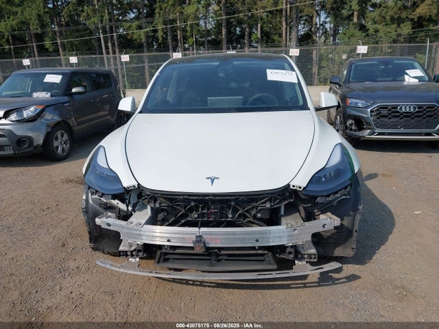 5YJYGDEE2LF059275 Tesla Model Y