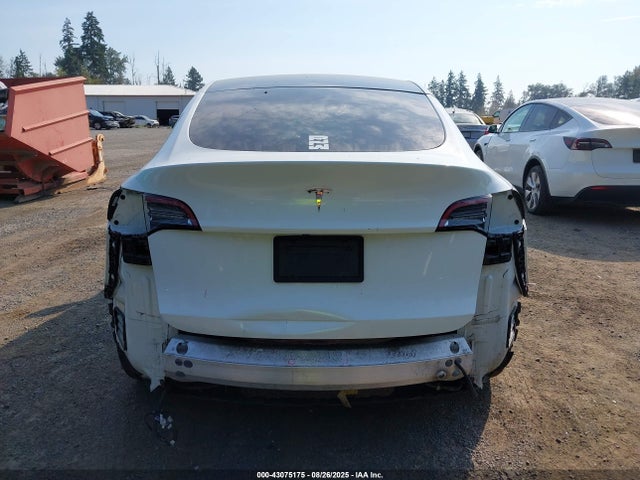 5YJYGDEE2LF059275 Tesla Model Y