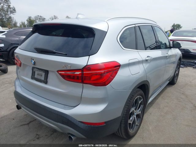 2018 BMW X1 WBXHU7C34J5H41848 Photo 3