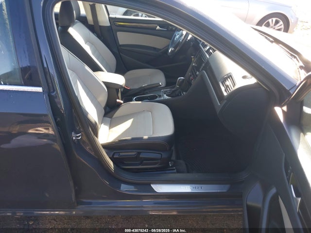 1VWBT7A34FC054021 Volkswagen Passat