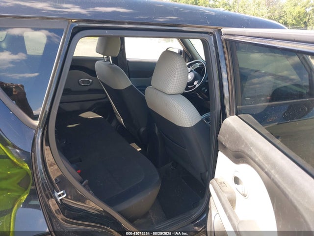 KIA dohc gdi gamma 2014 KNDJN2A27E7020844 Image 8