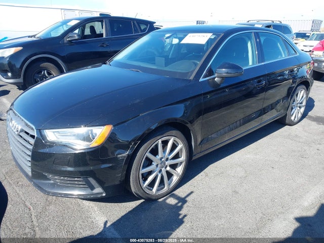2015 AUDI A3 WAUACGFF5F1101938 Photo 1