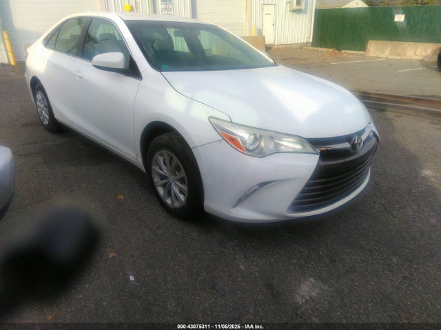 Продаж на аукціоні авто 2017 Toyota Camry Le, vin: 4T1BF1FK0HU268567, номер лоту: 43075311