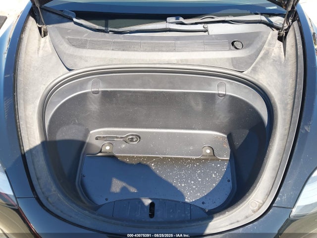 5YJ3E1EA5JF177846 Tesla 2018