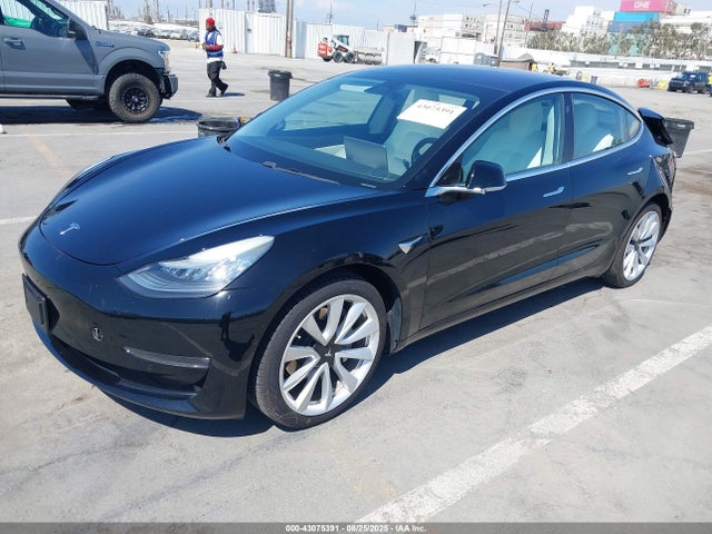 5YJ3E1EA5JF177846 Tesla 2018
