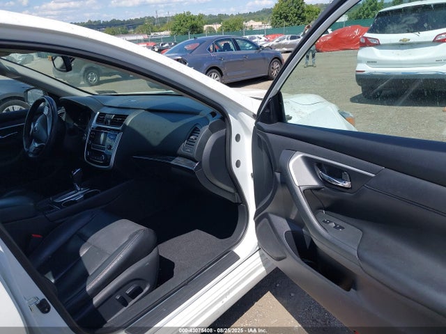 1N4AL3AP3JC151574 Nissan 2018