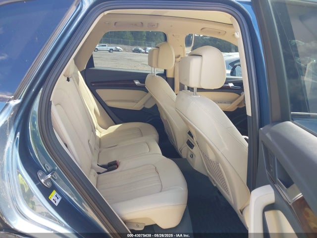 WA1BNAFY5J2038692 Audi Q5