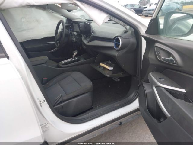 2024 CHEVROLET TRAX KL77LFE22RC094927 Photo 4