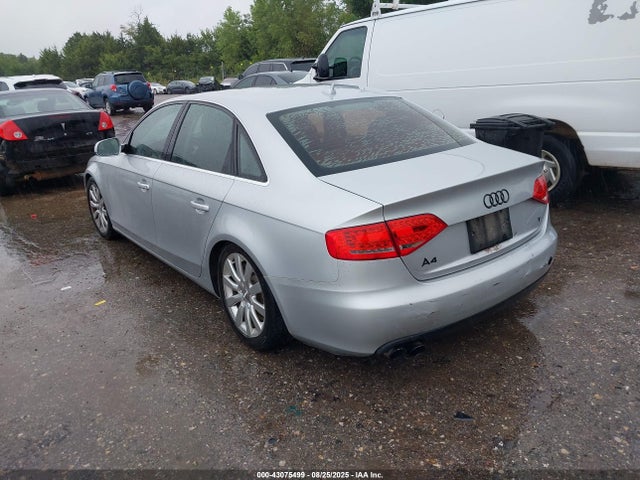 2011 AUDI A4 WAUEFAFL1BN054566 Photo 2