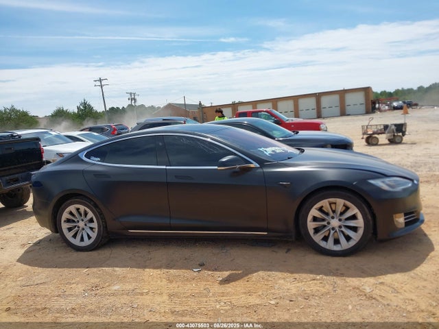 Tesla 3 phase a/c induction (single motor) 2016 5YJSA1E19GF175405 Image 13