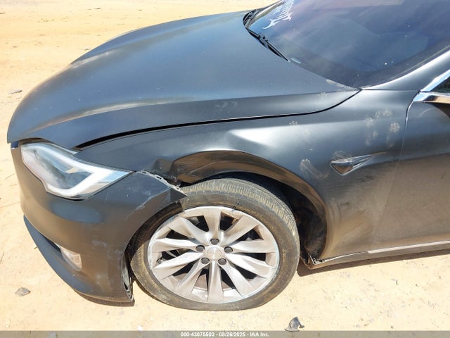 2016 TESLA MODEL S 5YJSA1E19GF175405 Photo 5