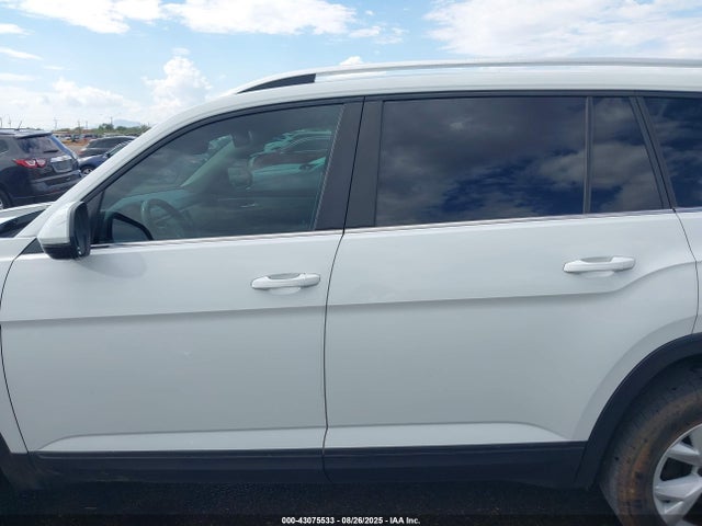 1V2CR2CA4JC505900 Volkswagen fsi