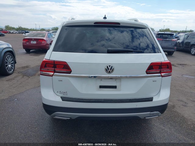 1V2CR2CA4JC505900 Volkswagen fsi