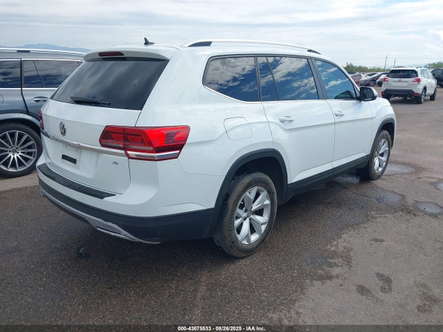 1V2CR2CA4JC505900 Volkswagen fsi