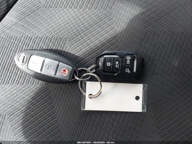 5N1AT2MV4FC782660 Nissan Rogue
