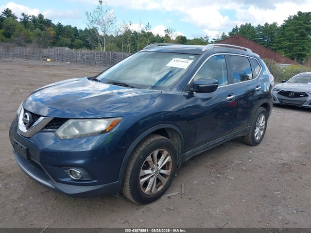 5N1AT2MV4FC782660 Nissan Rogue