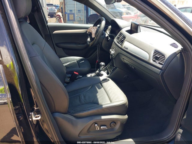 2017 AUDI Q3 WA1JCCFS4HR003863 Photo 4