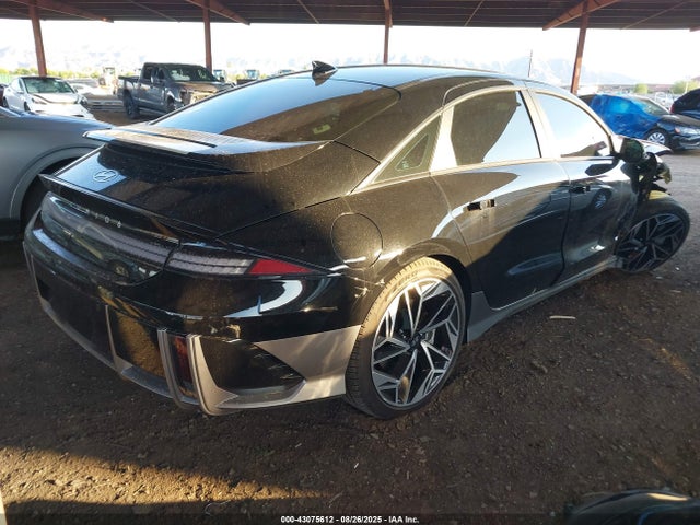 Hyundai Ioniq 6 2023 KMHM34AA2PA020922 Image 4