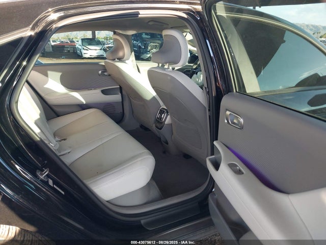 Hyundai Ioniq 6 2023 KMHM34AA2PA020922 Image 8