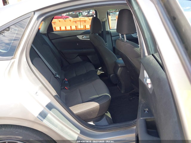 3KPF24AD6PE541861 KIA mpi nu