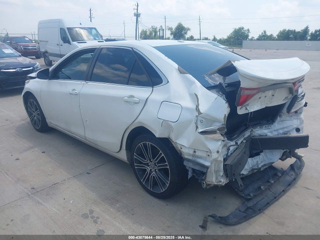 Toyota 2ar-fe 2016 4T1BF1FK4GU146891 Image 3