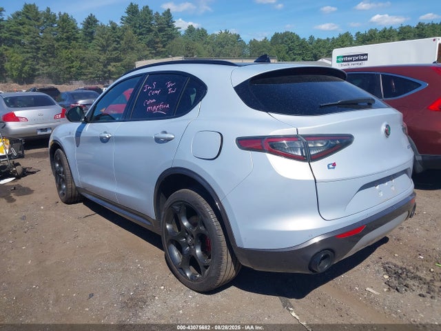 Alfa Romeo Stelvio 2024 ZASPAKBN5R7D82103 Image 14
