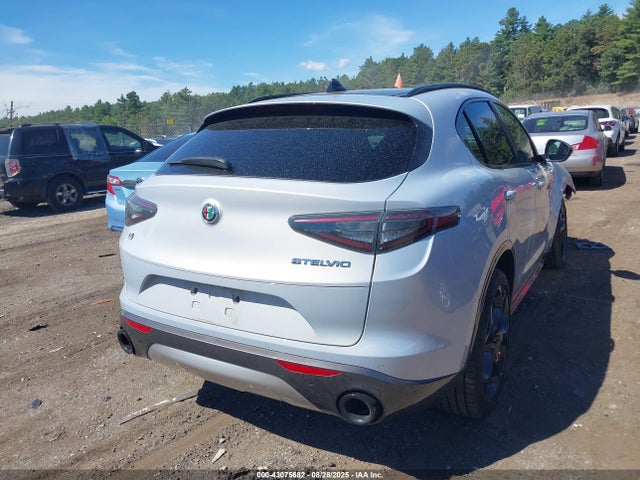 Alfa Romeo Stelvio 2024 ZASPAKBN5R7D82103 Image 16