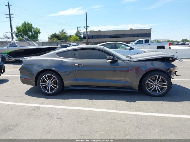 Ford 5.0l 4v premium fuel 2017 1FA6P8CF4H5319524 Image 12