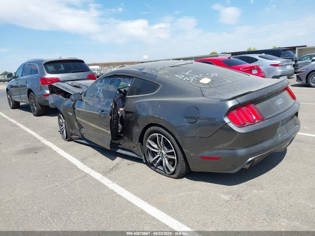 Ford 5.0l 4v premium fuel 2017 1FA6P8CF4H5319524 Image 3