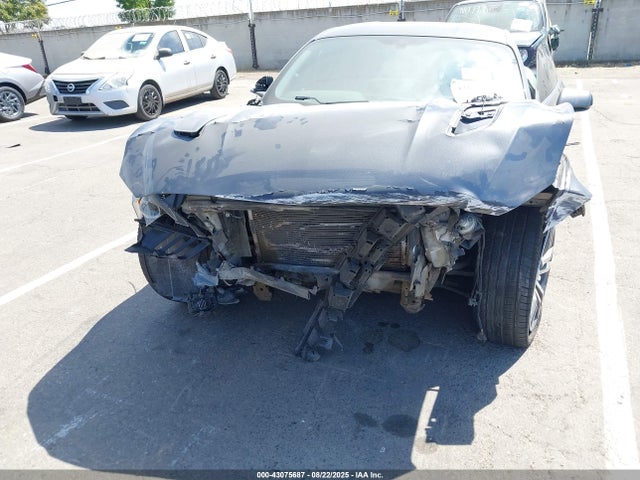 Ford 5.0l 4v premium fuel 2017 1FA6P8CF4H5319524 Image 6