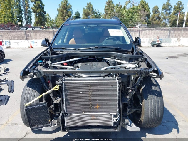 5UXCW2C01N9M37851 BMW X7