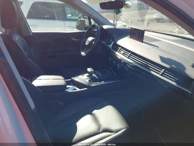 2017 AUDI Q7 WA1AHAF78HD048349 Photo 4