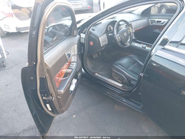 2010 JAGUAR XF SAJWA0GB4ALR56422 Photo 4