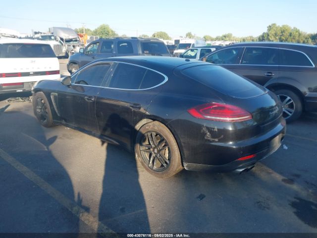 2015 PORSCHE PANAMERA WP0AB2A72FL050735 Photo 2