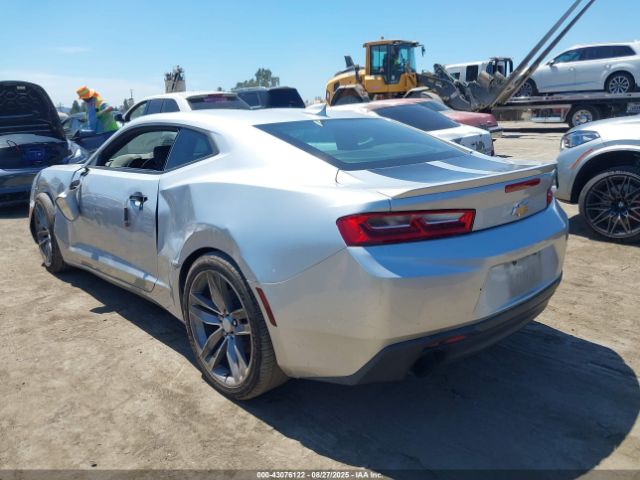 2018 CHEVROLET CAMARO 1G1FB1RX8J0128457 Photo 2