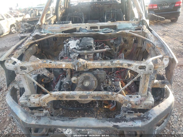 RAM 2019 2019 3C6UR5FL7KG538917 Image 10