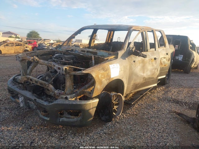 RAM 2019 2019 3C6UR5FL7KG538917 Image 2