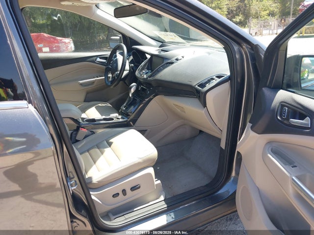 1FMCU0J99FUA98862 Ford Escape