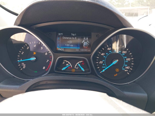 1FMCU0J99FUA98862 Ford Escape