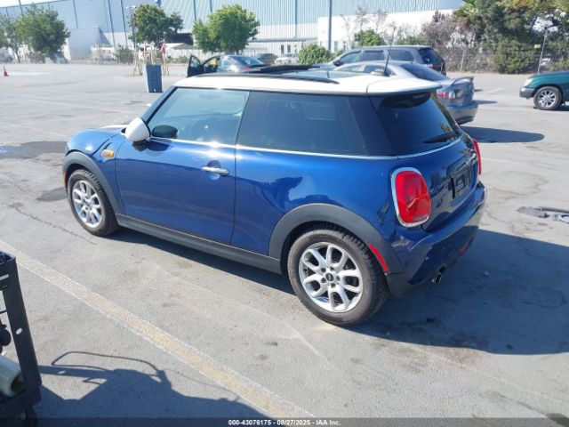 2016 MINI HARDTOP WMWXP5C51G3B77437 Photo 2