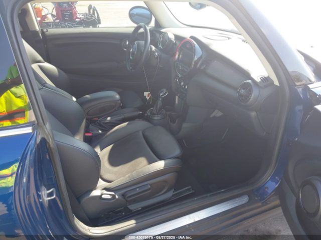 2016 MINI HARDTOP WMWXP5C51G3B77437 Photo 4