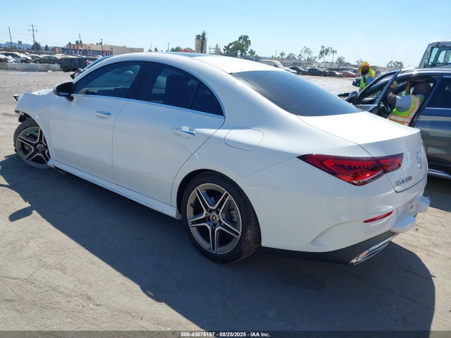 W1K5J4GB0NN248783 Mercedes-Benz m260
