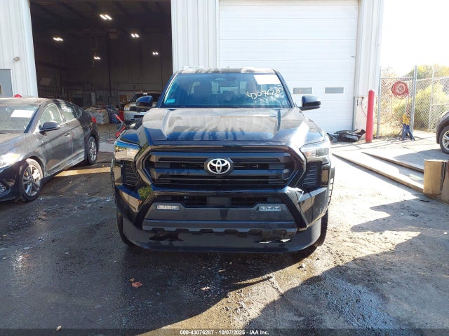 43076287 :رقم المزاد ، 3TYLB5JN2RT004225 vin ، 2024 Toyota Tacoma Sr5 4wd مزاد بيع
