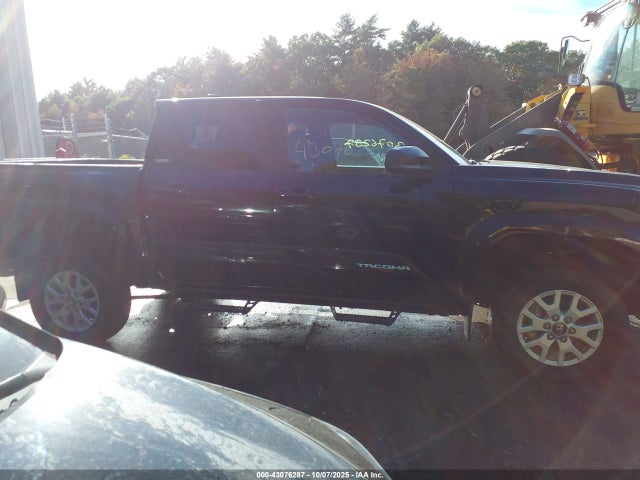 43076287 :رقم المزاد ، 3TYLB5JN2RT004225 vin ، 2024 Toyota Tacoma Sr5 4wd مزاد بيع
