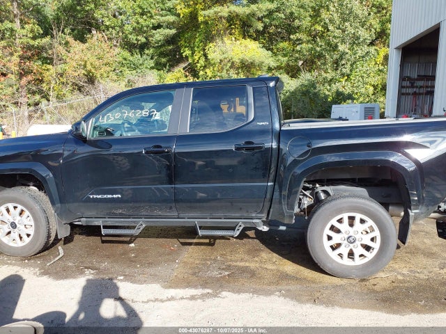 43076287 :رقم المزاد ، 3TYLB5JN2RT004225 vin ، 2024 Toyota Tacoma Sr5 4wd مزاد بيع