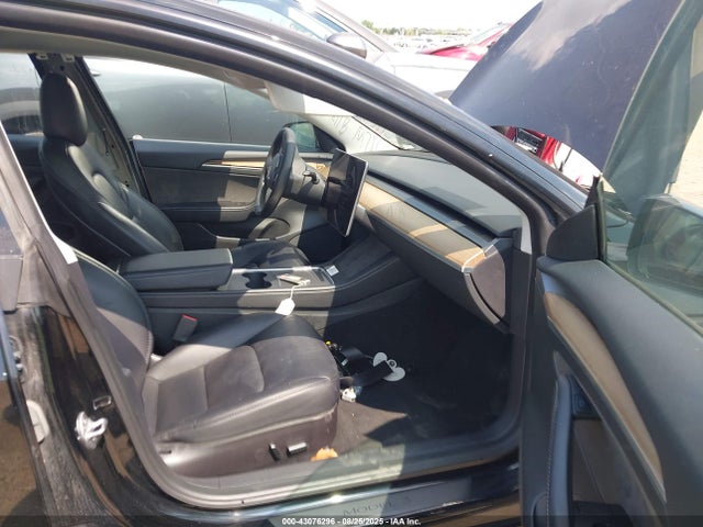 2023 TESLA MODEL 3 5YJ3E1EA1PF384369 Photo 4