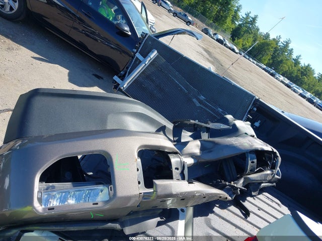 Ford 2022 2022 1FT7W2BT6NED37105 Image 18