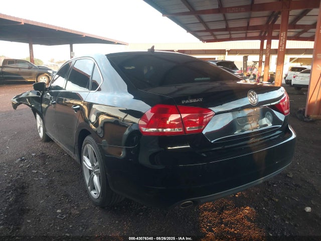 1VWBV7A35FC081299 Volkswagen Passat